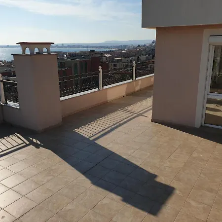 Grand Sea View Penthouse *
